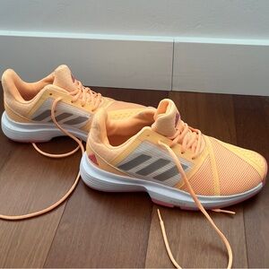 Adidas CourtJam Bounce Tennis shoes